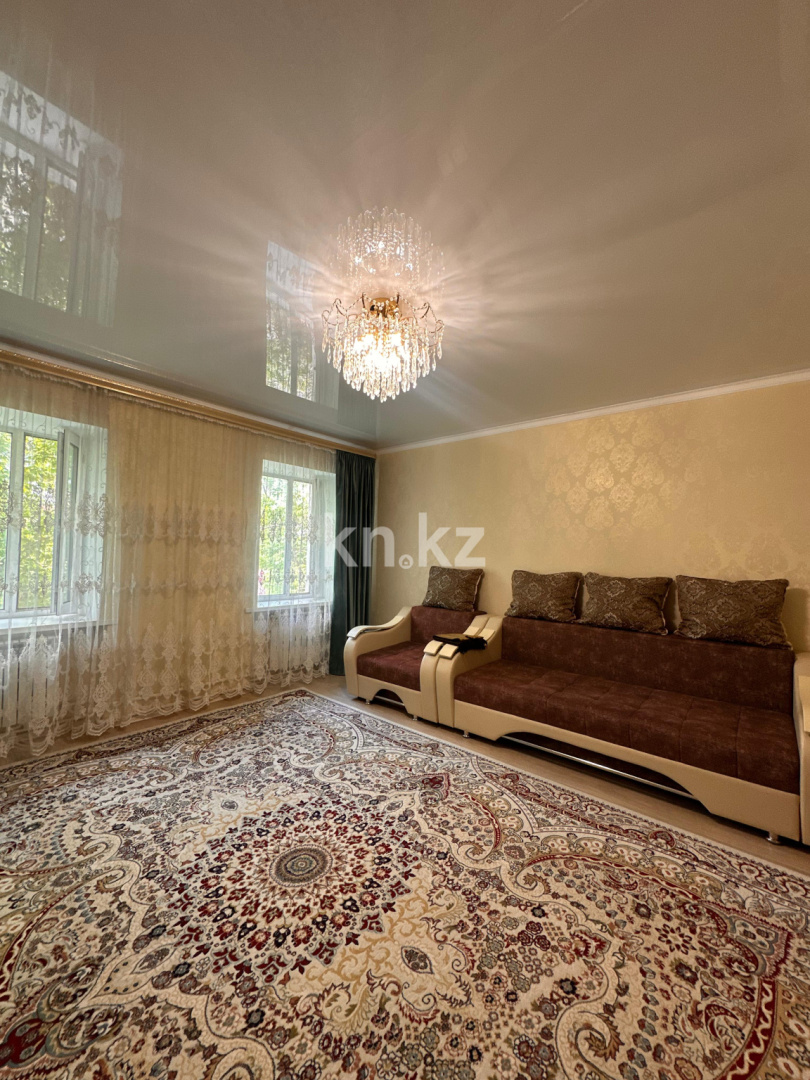 Продажа 3-комнатной квартиры, 71 м², ул. Абая, дом  46 в Караганде - фото 7