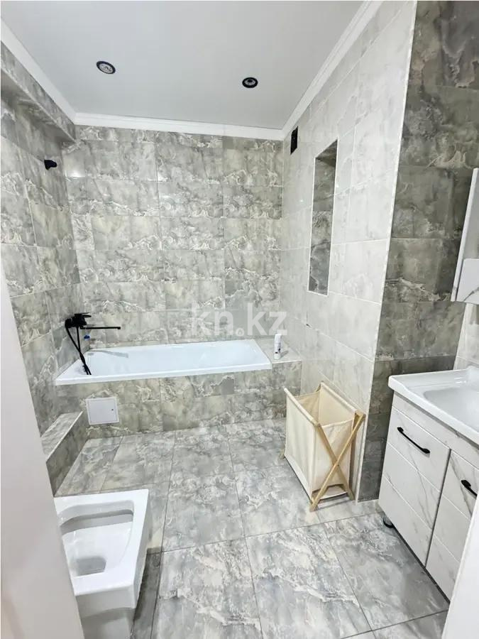 Продажа 2-комнатной квартиры, 72 м², мкр. Шугыла, дом  340/8 в Алматы - фото 3