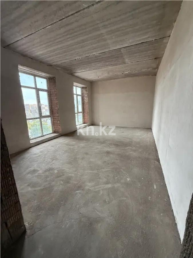 Продажа 5-комнатной квартиры, 127 м², ул. Бокейхана, дом  13 стр в Астане