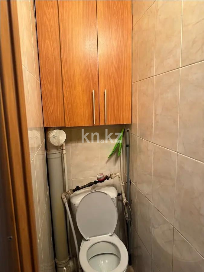 Продажа 2-комнатной квартиры, 44 м², мкр-н 15, дом  15 в Караганде - фото 5