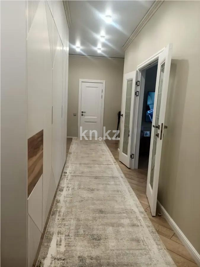 Продажа 3-комнатной квартиры, 98 м², ул. Ашимова, дом  15 в Караганде - фото 5