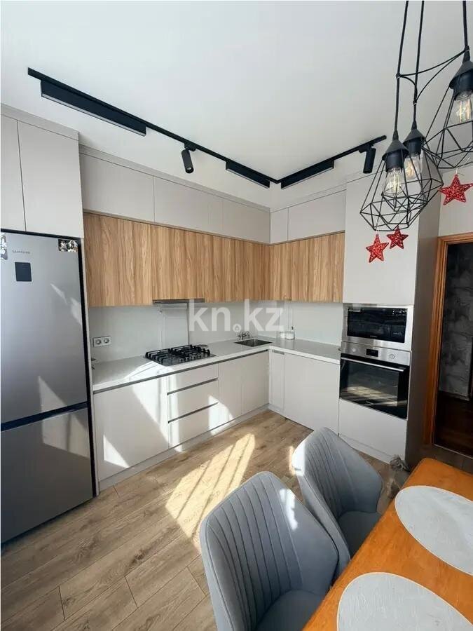 Продажа 4-комнатной квартиры, 93.8 м² в Алматы - фото 6