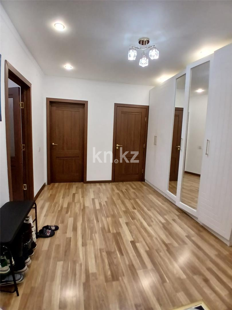 Продажа 2-комнатной квартиры, 70.3 м², ул. Иманова в Астане - фото 9