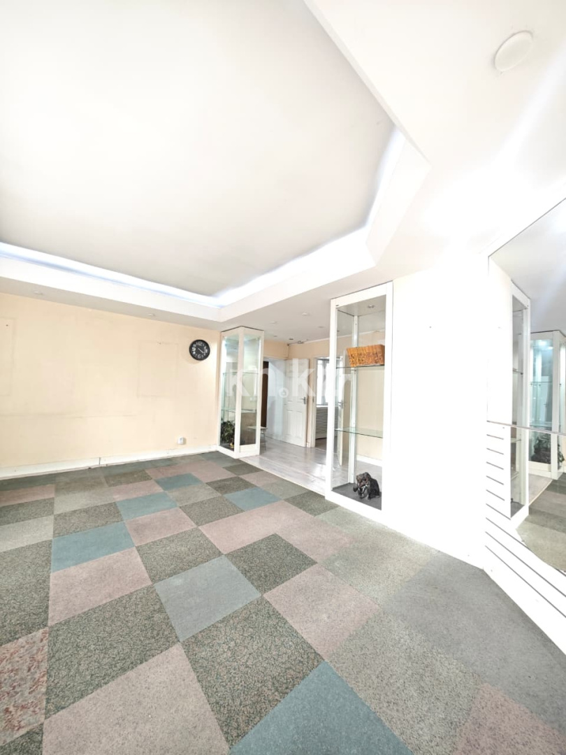 Аренда 4-комнатного дома, 105 м², ул. Сатпаева, дом  6 в Караганде - фото 2