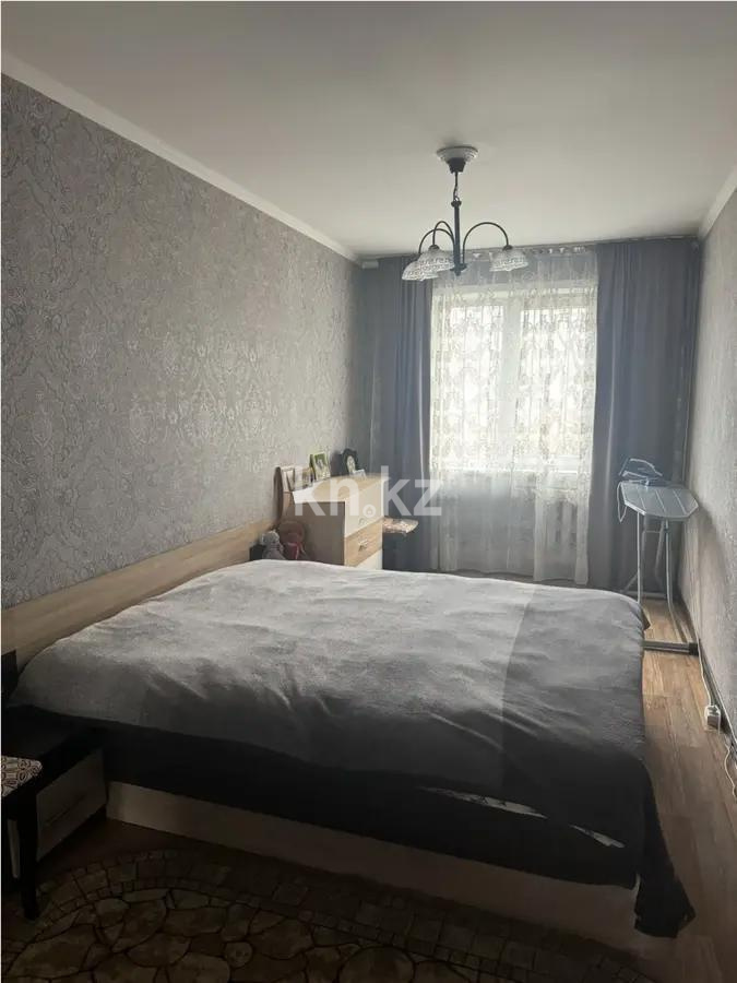 Продажа 3-комнатной квартиры, 58.2 м², 8 мкр., дом  27 в Алматы - фото 2