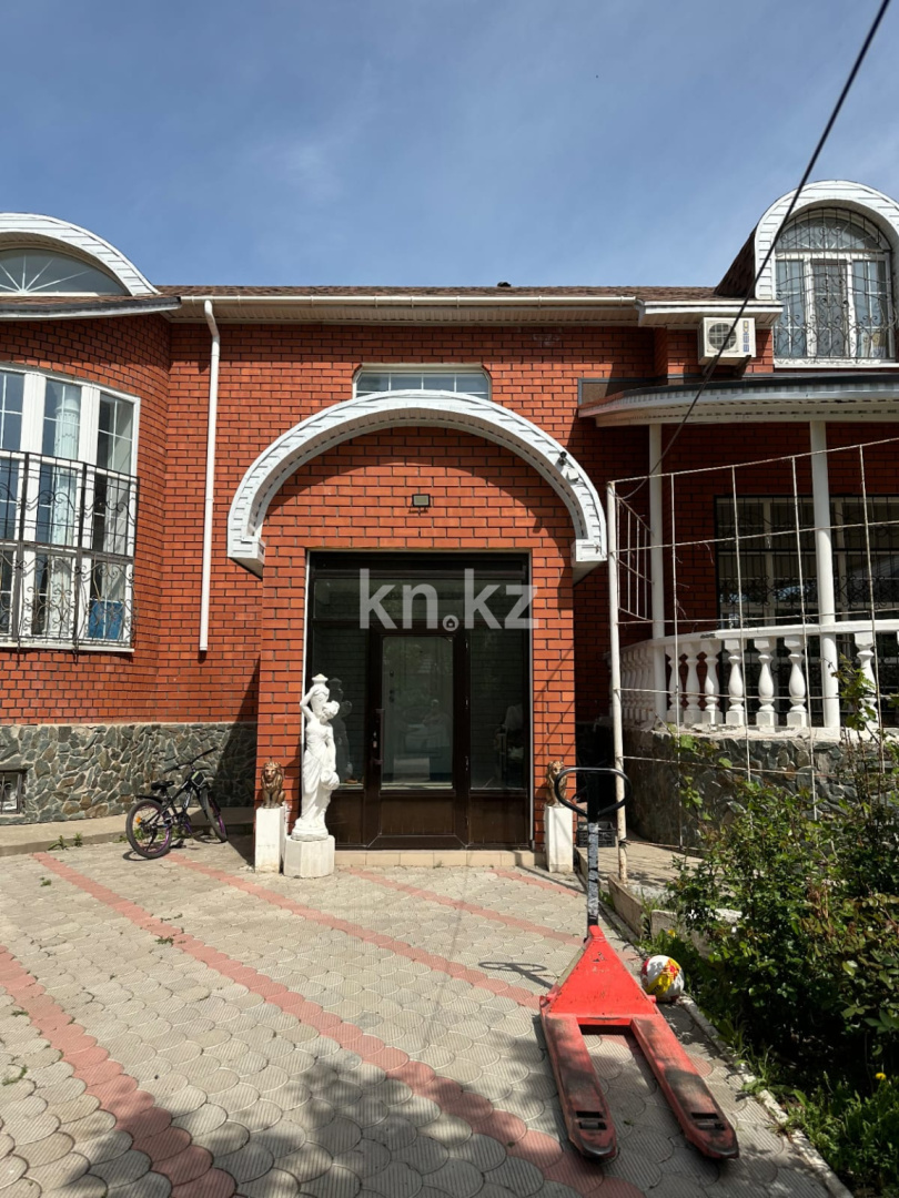 Продажа 7-комнатного дома, 389 м² в Актобе - фото 30