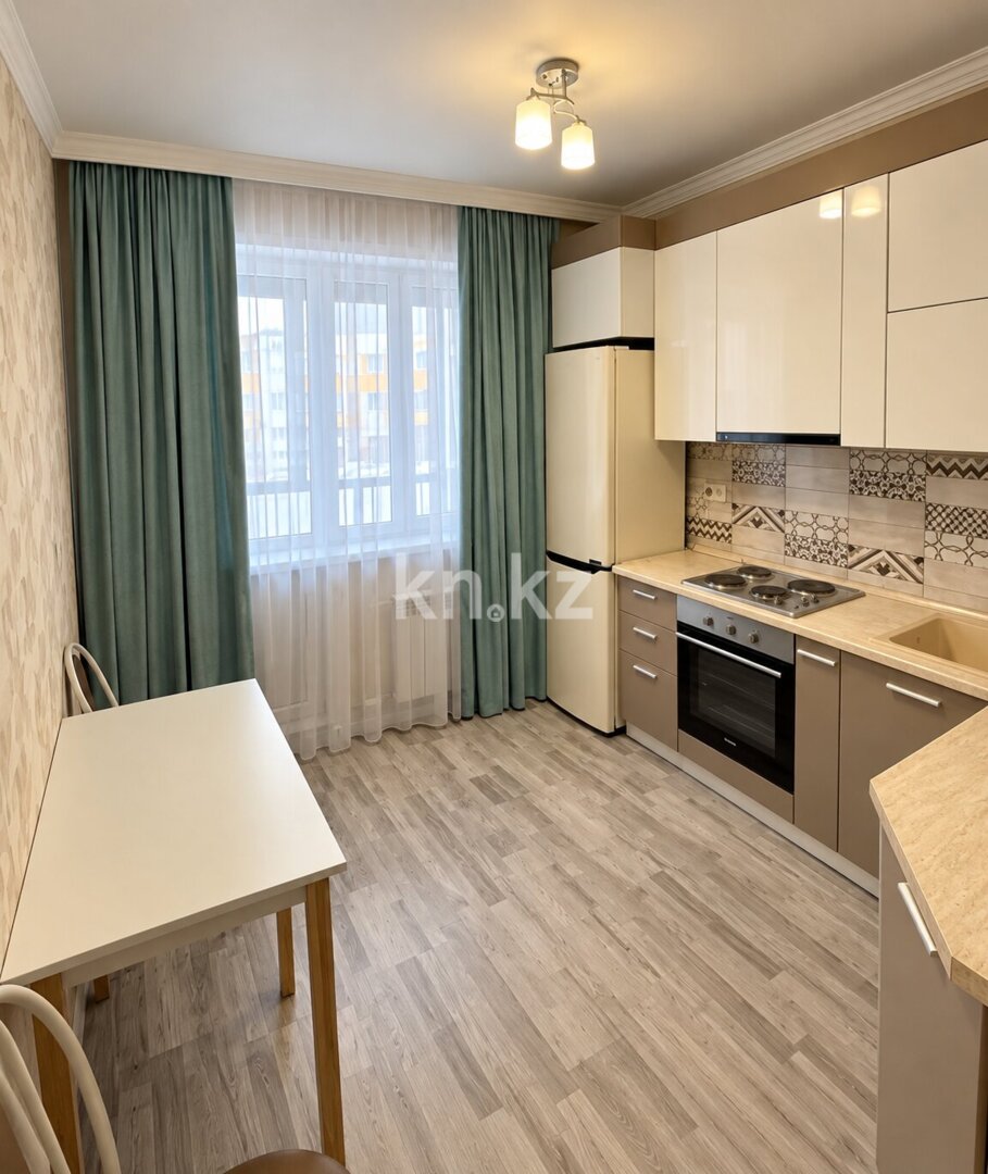 Аренда 1-комнатной квартиры, 38 м² в Астане