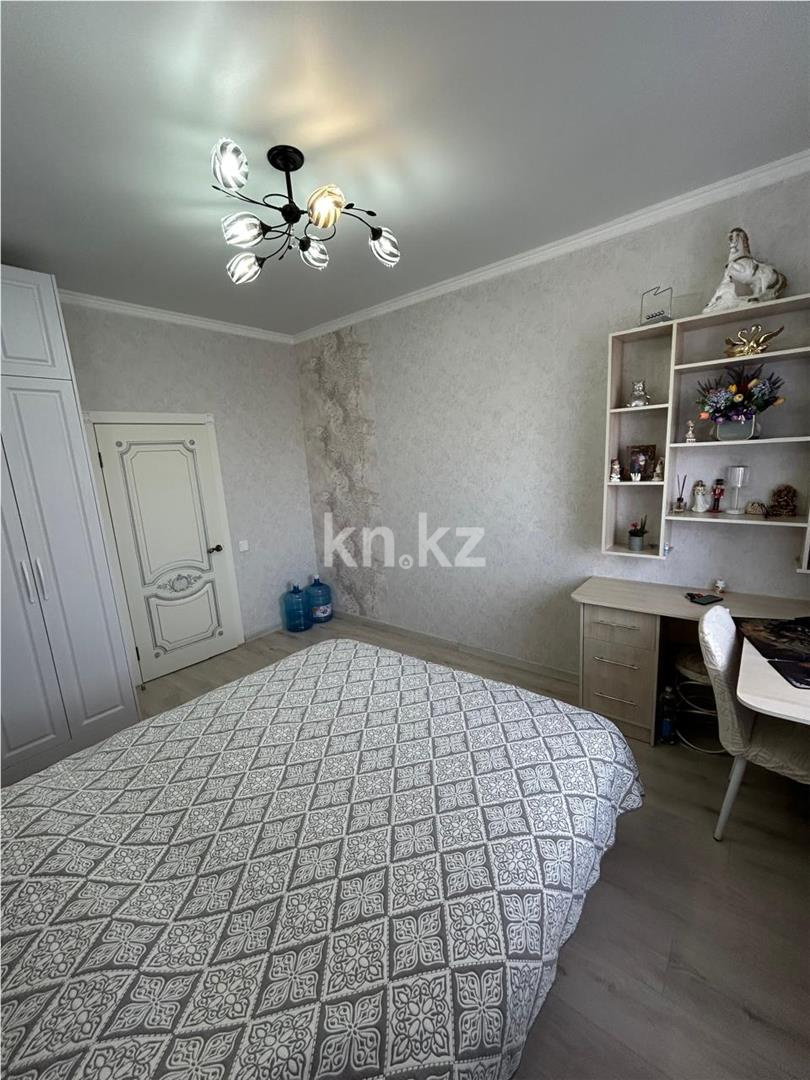 Продажа 3-комнатной квартиры, 84 м², ул. Ержанова, дом  34/1 в Караганде - фото 10