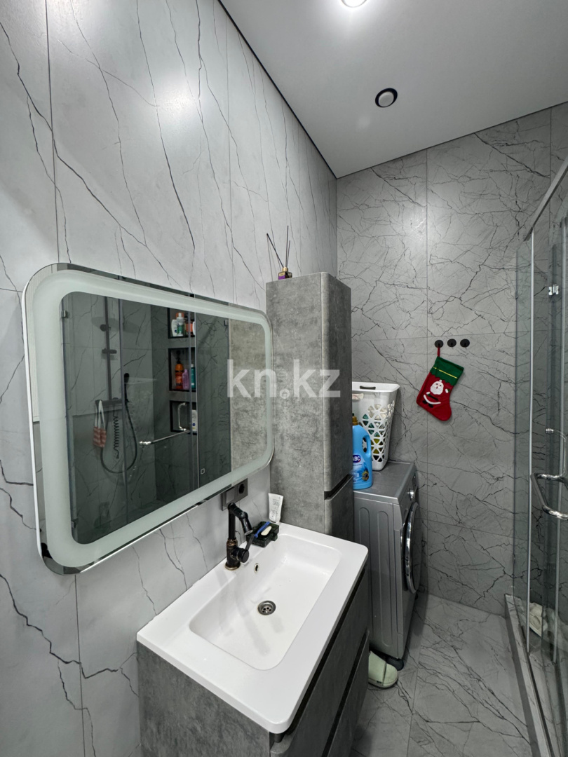 Продажа 4-комнатной квартиры, 105 м², ул. Таттимбета, дом  35 в Караганде - фото 12