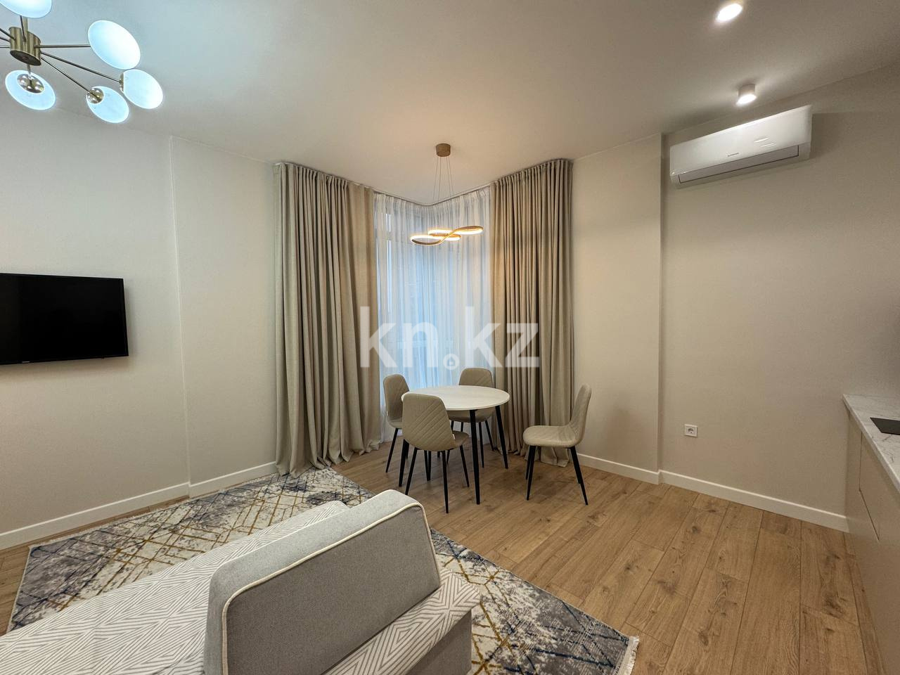 Аренда 2-комнатной квартиры, 45 м², ул. Акмешит, дом  1 - ул. Сыганак в Астане - фото 4