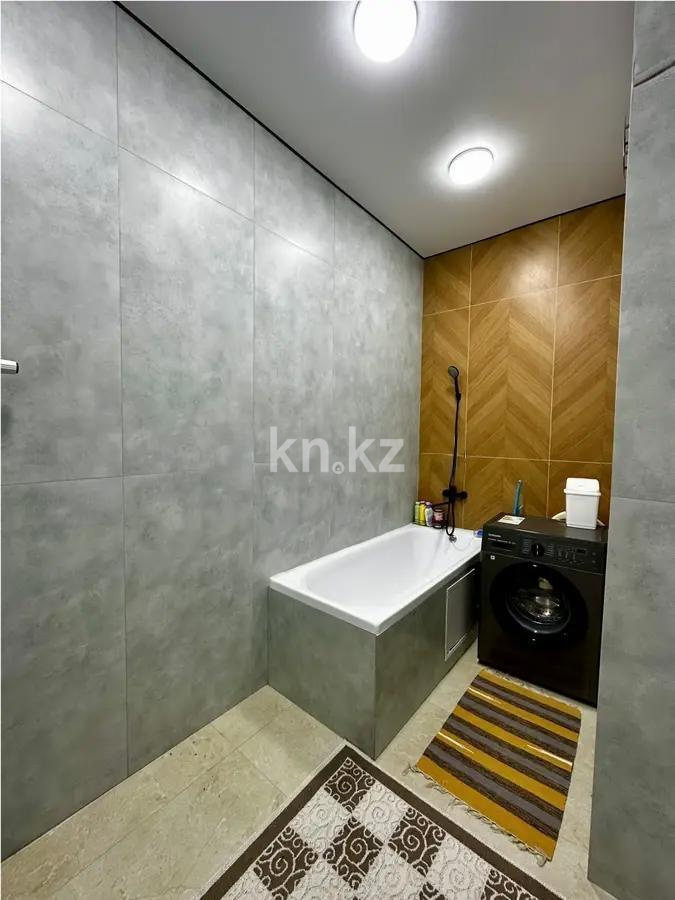 Продажа 3-комнатной квартиры, 68 м², ул. Момышулы, дом  10/13 в Алматы - фото 5