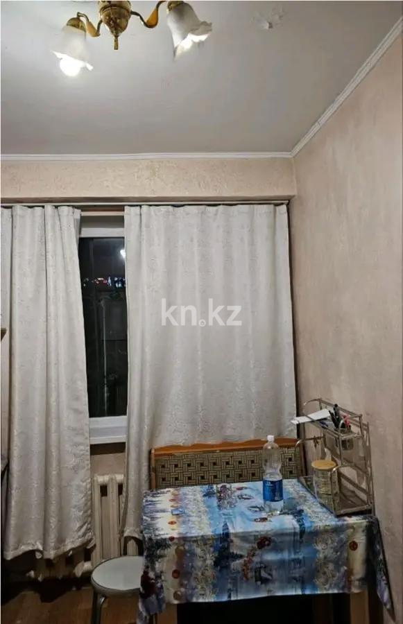 Продажа 3-комнатной квартиры, 61.3 м², ул. Жандосова, дом  180 в Алматы - фото 2