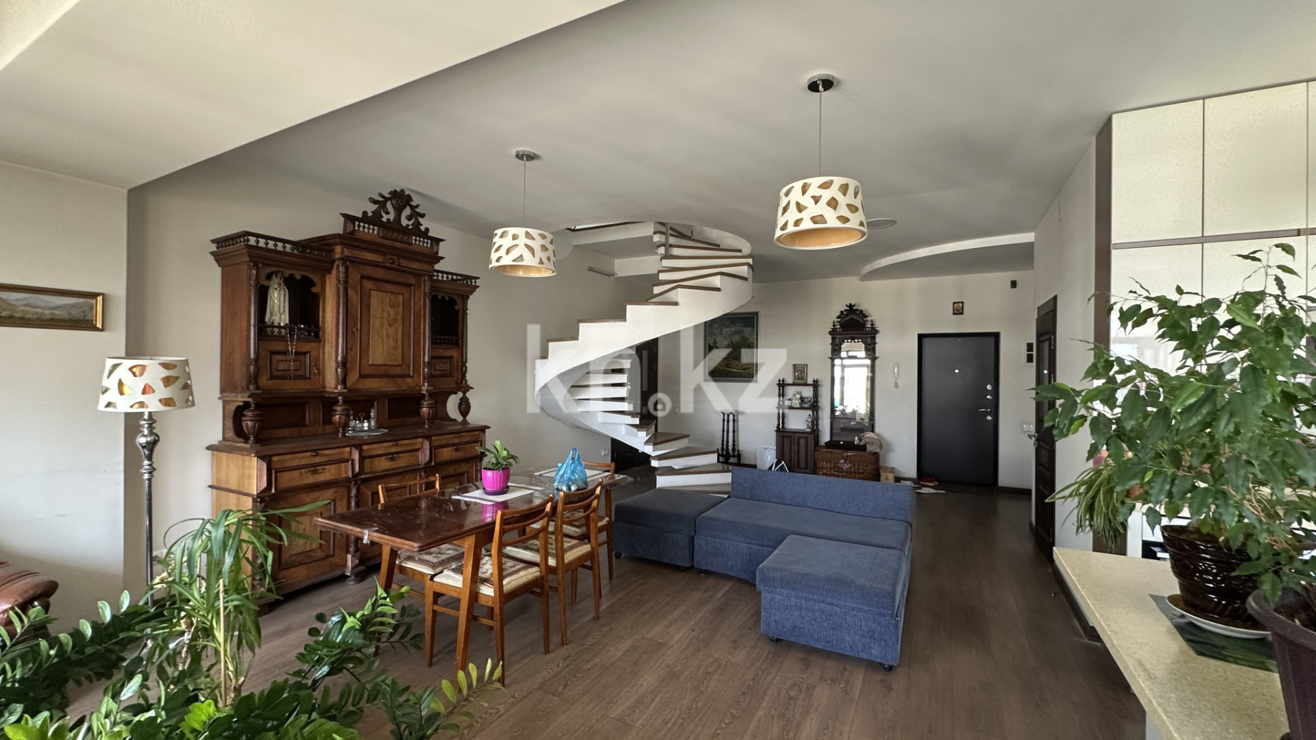 Продажа 5-комнатной квартиры, 295 м² в Алматы - фото 3