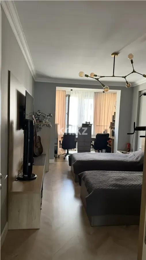 Продажа 4-комнатной квартиры, 110.2 м² в Алматы - фото 3