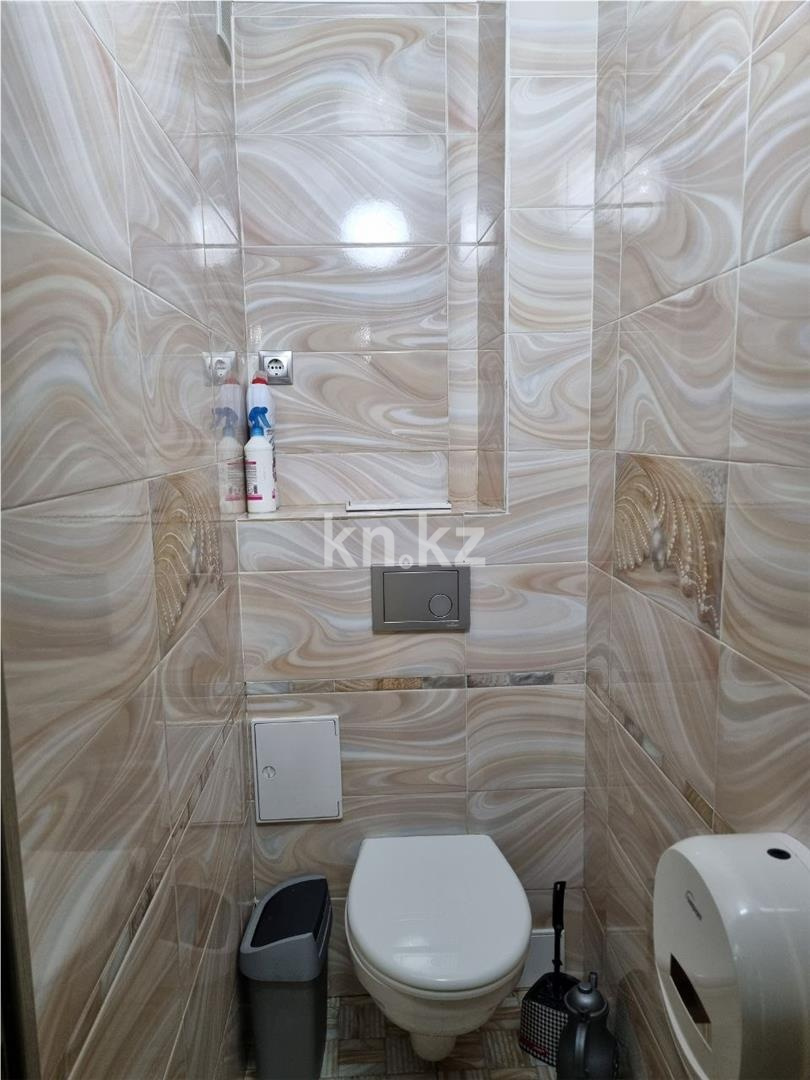 Продажа 4-комнатной квартиры, 90 м² в Караганде - фото 12