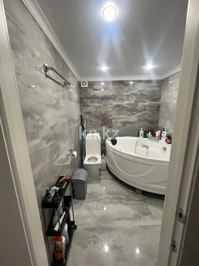 Продажа 3-комнатной квартиры, 83.7 м², ул. Туркестан, дом  10 в Астане - фото 4