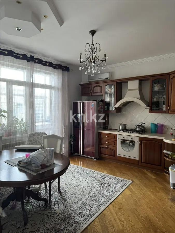 Продажа 4-комнатной квартиры, 174.7 м² в Алматы - фото 4