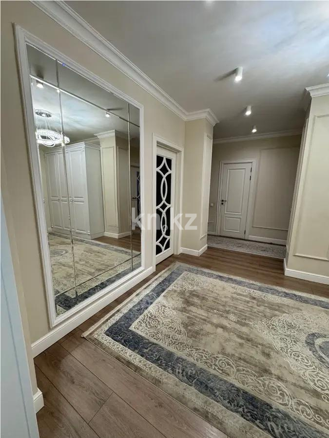 Продажа 5-комнатной квартиры, 200 м², ул. Сатпаева, дом  20/1 в Астане - фото 9