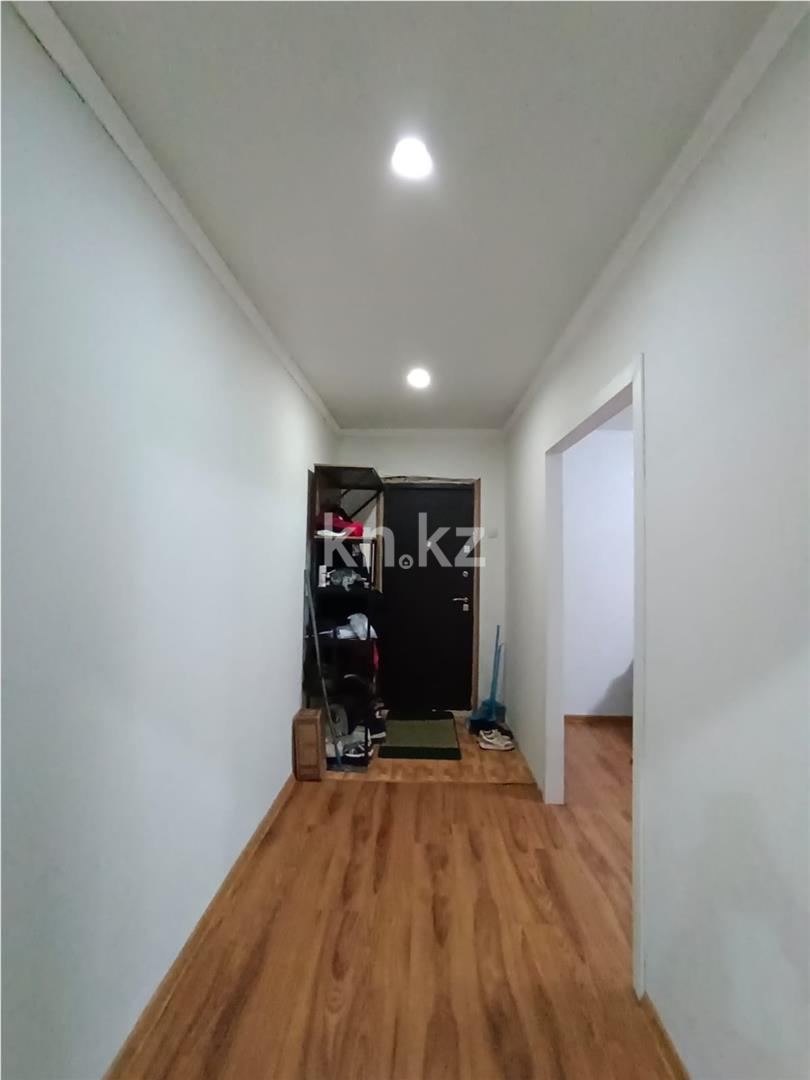 Продажа 4-комнатной квартиры, 77 м², мкр-н 22 в Караганде - фото 13