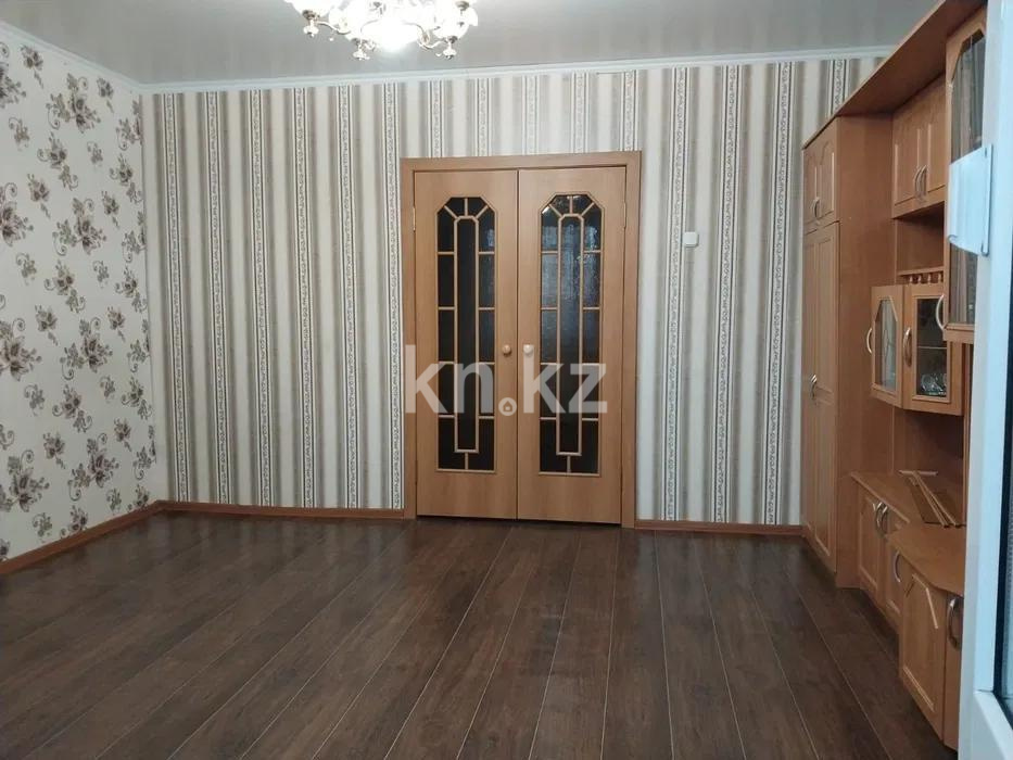 Продажа 3-комнатной квартиры, 65 м², ул. Карла Маркса, дом  7 в Караганде - фото 2