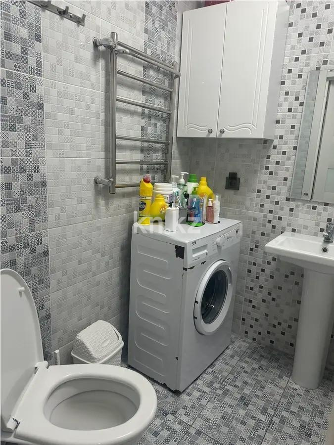 Продажа 2-комнатной квартиры, 42.6 м², мкр-н Аксай-5, дом  25 в Алматы - фото 3