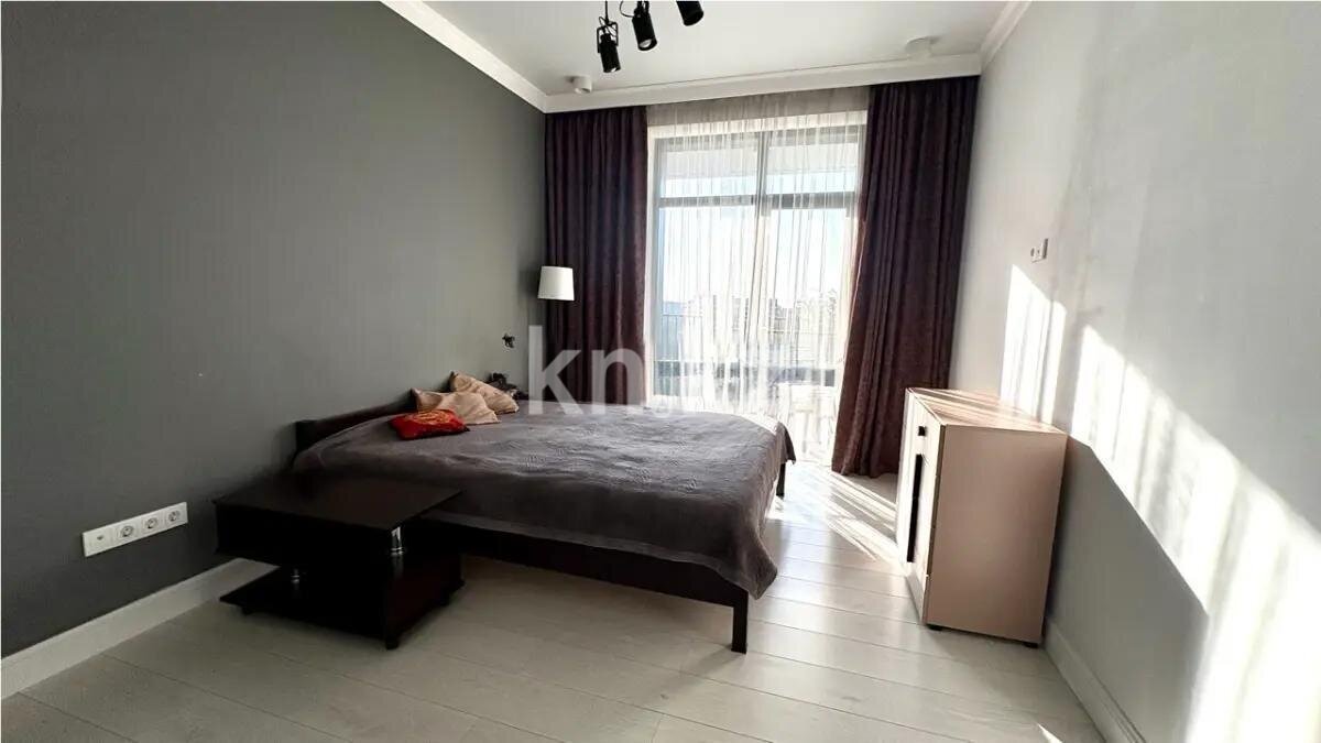 Продажа 4-комнатной квартиры, 117 м² в Алматы - фото 3