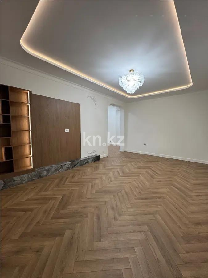 Продажа 3-комнатной квартиры, 105 м², пр. Туран, дом  43б в Астане - фото 2