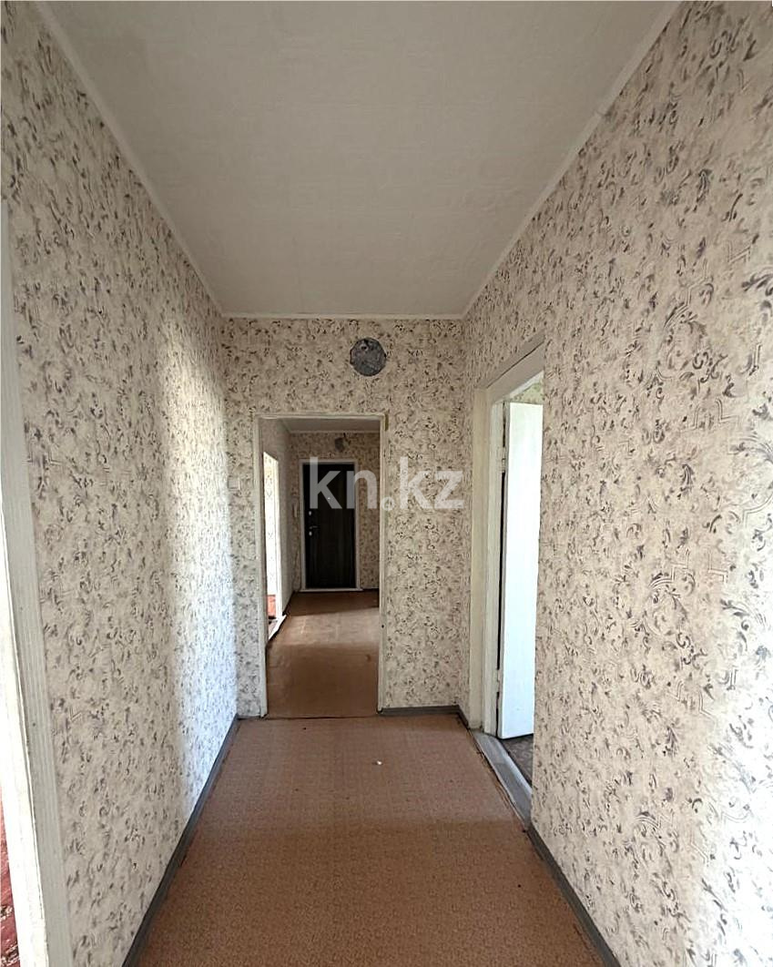 Продажа 4-комнатной квартиры, 82 м² в Шахтинске - фото 9