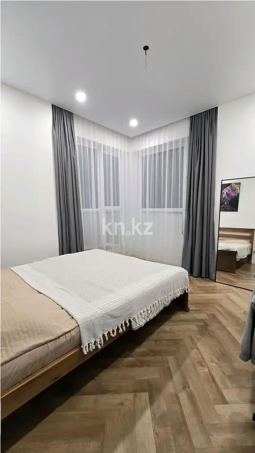 Продажа 3-комнатной квартиры, 75 м², пр. Абая, дом  160 в Алматы - фото 2