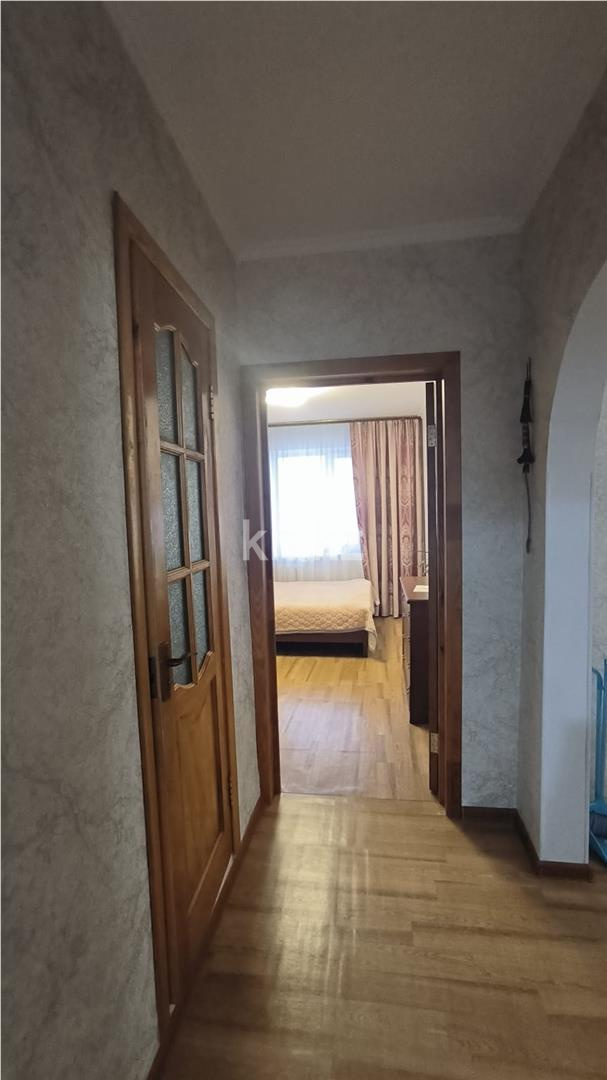 Продажа 3-комнатной квартиры, 64 м², мкр. Гульдер-1 в Караганде - фото 16