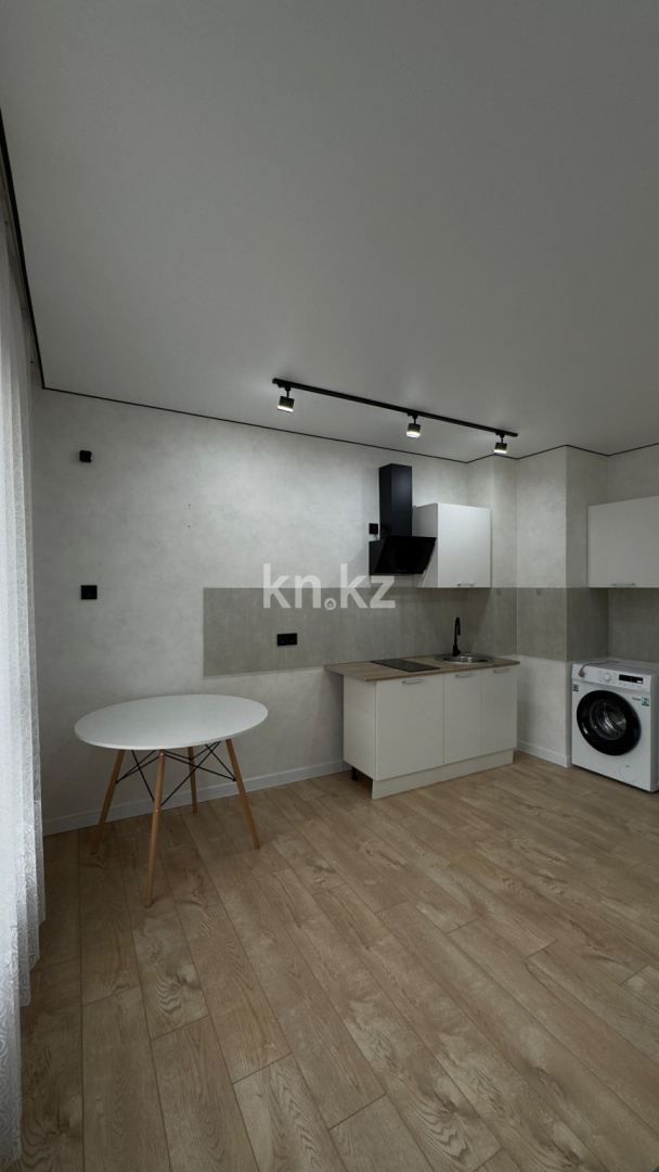 Продажа 1-комнатной квартиры, 38 м² в Астане