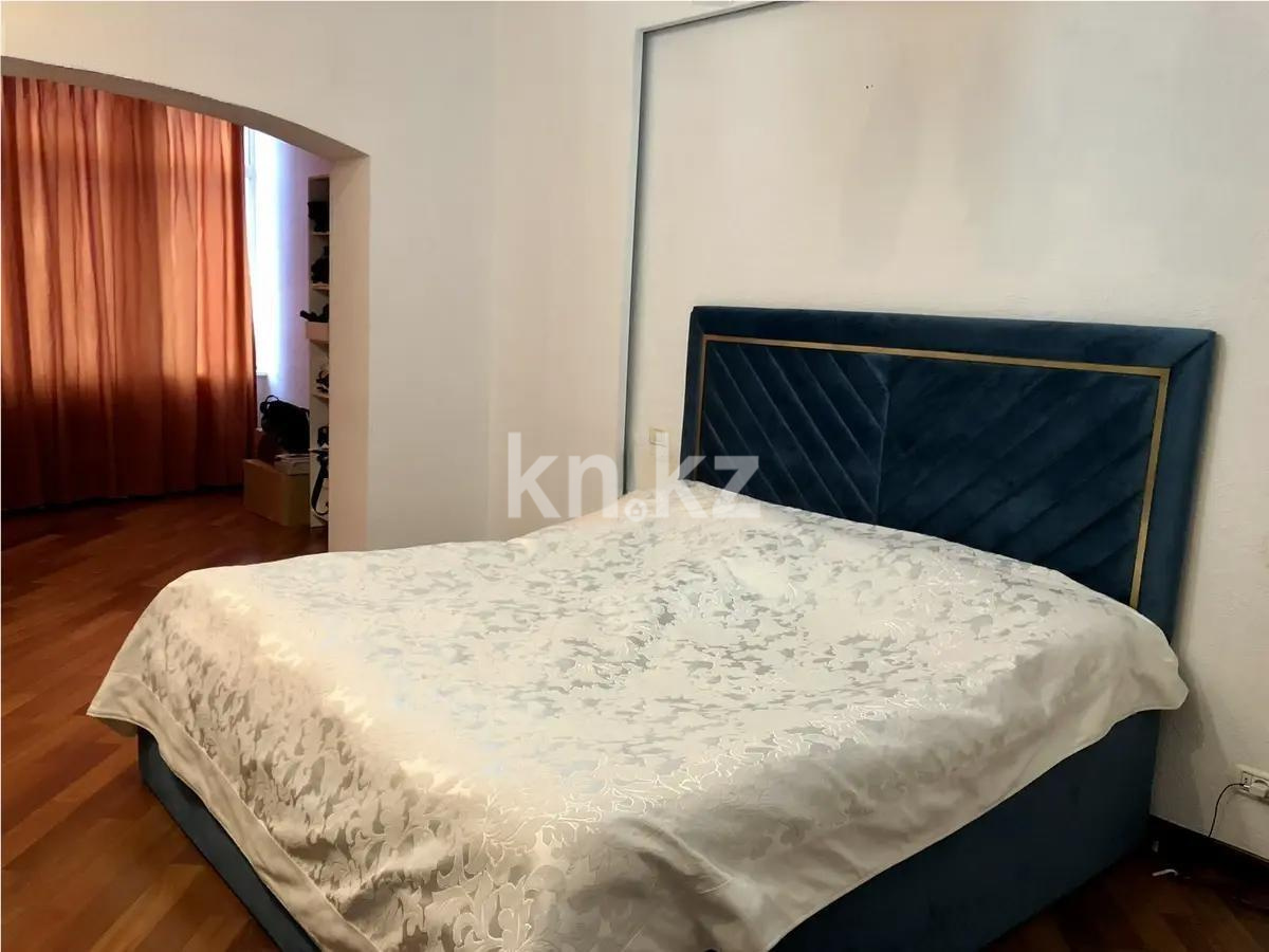 Продажа 5-комнатной квартиры, 186.4 м², мкр-н Самал-3, дом  25 в Алматы - фото 5