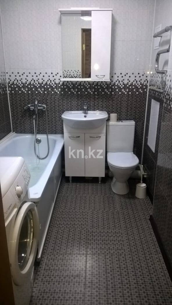 Аренда 1-комнатной квартиры, 40 м², ул. Байсеитовой, дом  10/1 в Астане - фото 7