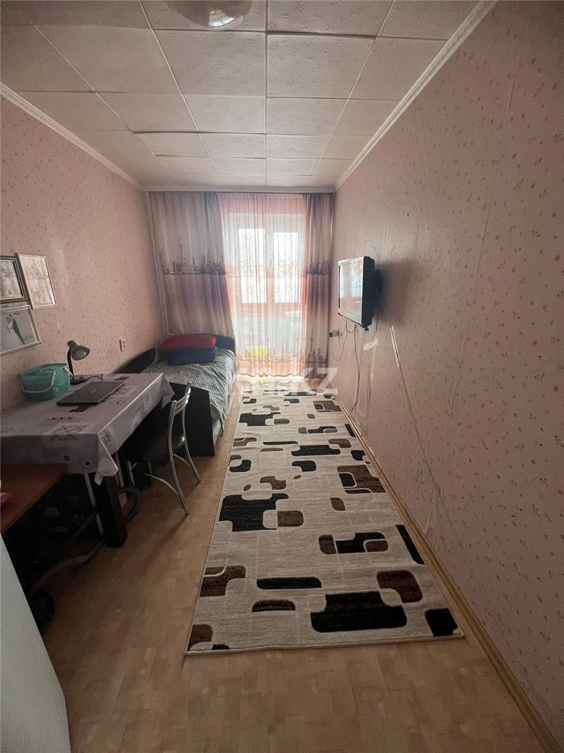 Продажа 4-комнатной квартиры, 77 м², пр. Республики в Караганде - фото 3