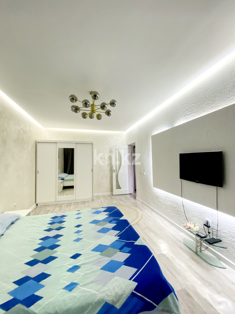 Аренда 1-комнатной квартиры посуточно, 52 м², Алмагуль мкр-н, дом  9 в Атырау - фото 3