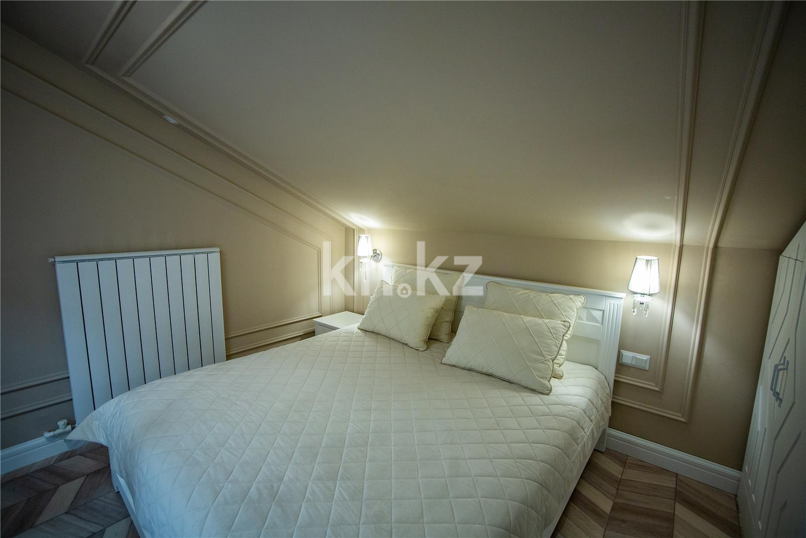 Продажа 4-комнатной квартиры, 154 м², ул. Аманжолова в Караганде - фото 11