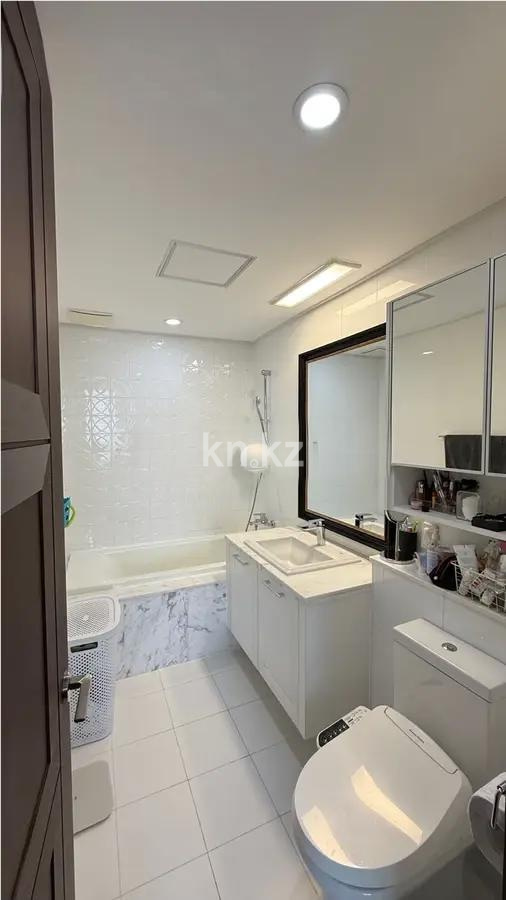 Продажа 3-комнатной квартиры, 97 м², пр. Кабанбай батыра, дом  43г в Астане - фото 6