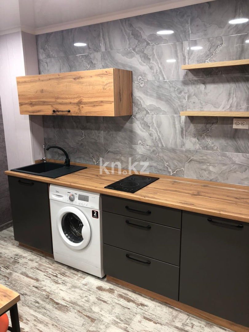 Аренда 3-комнатной квартиры посуточно, 78 м², ул. Набережная Славского, дом  48 в Усть-Каменогорске - фото 17