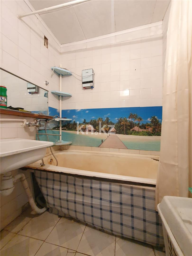 Продажа 3-комнатной квартиры, 68 м², ул. 70 квартал в Темиртау - фото 10