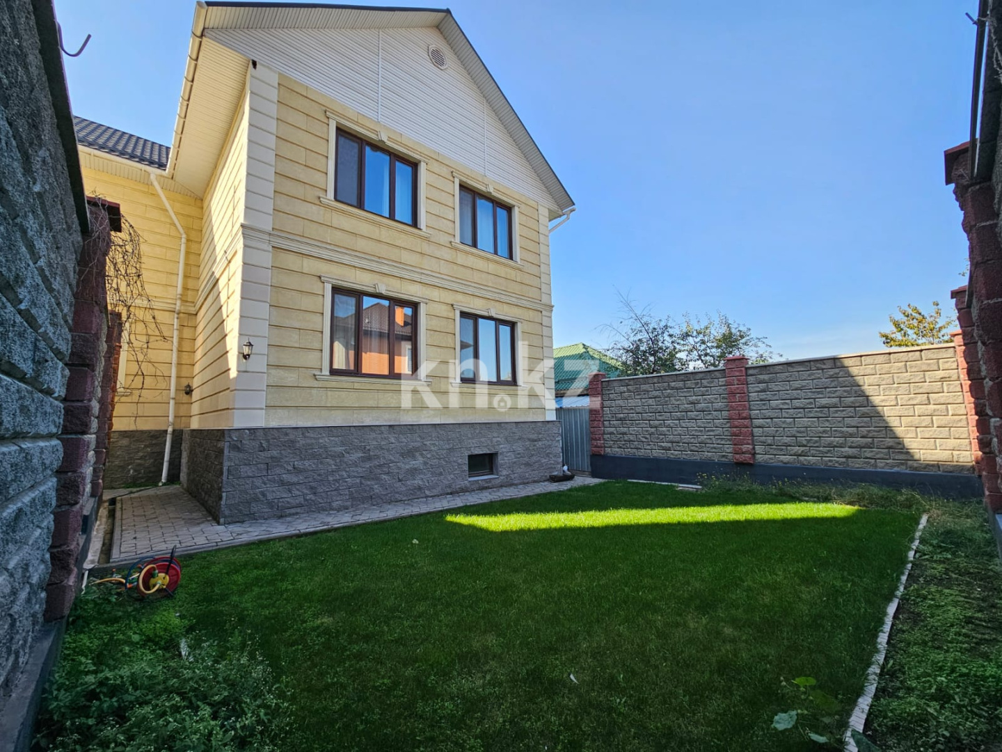 Продажа 7-комнатного дома, 400 м² в Алматы - фото 4