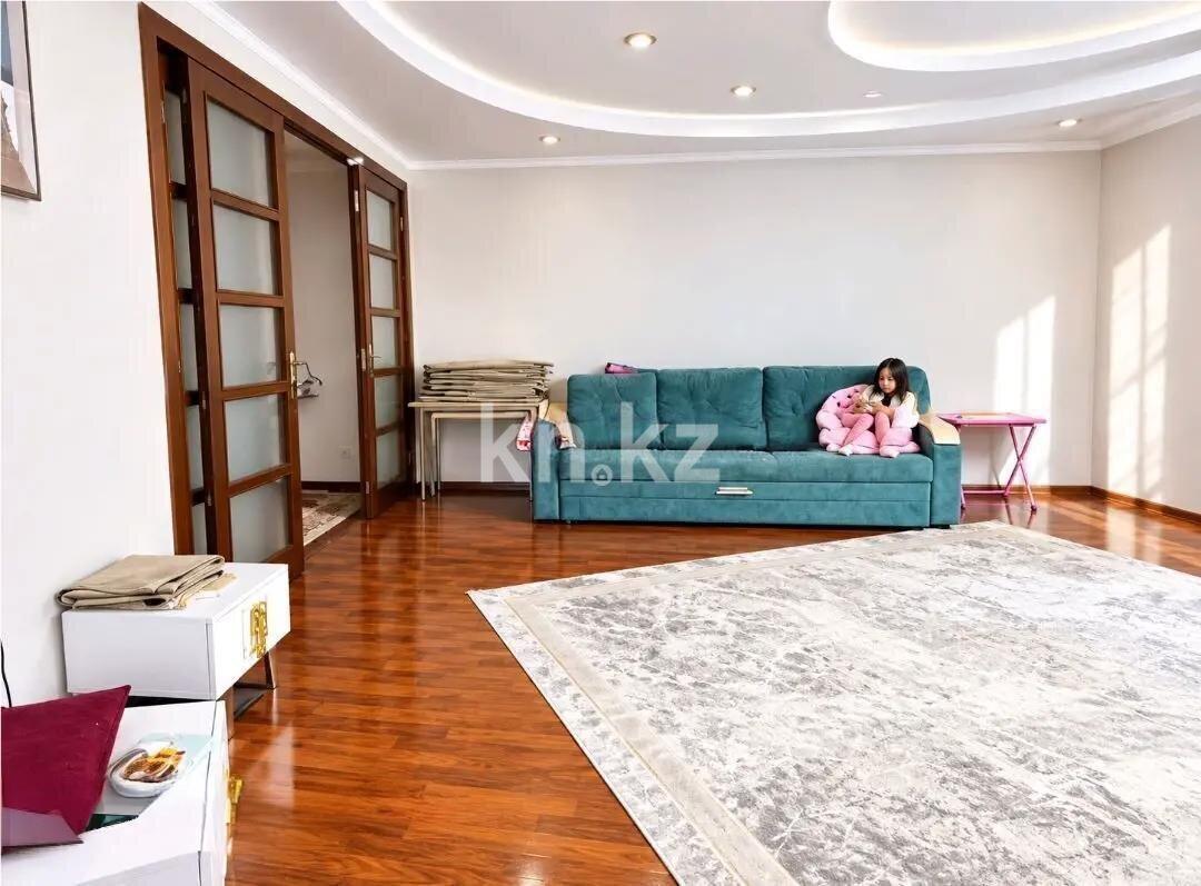 Продажа 2-комнатной квартиры, 90 м² в Алматы