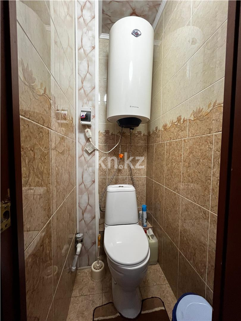 Продажа 4-комнатной квартиры, 76 м², мкр-н Голубые Пруды, дом  6 в Караганде - фото 11