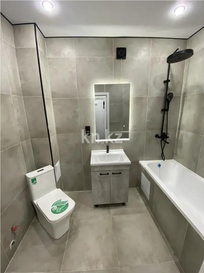 Продажа 2-комнатной квартиры, 41 м², ул. Тынышбайулы, дом  6 стр в Астане - фото 4