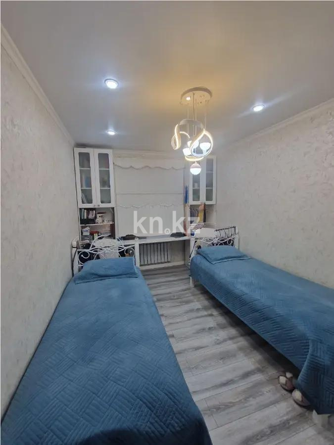 Продажа 3-комнатной квартиры, 65 м², ул. Язева, дом  10 в Караганде - фото 3