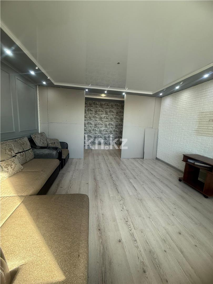 Продажа 3-комнатной квартиры, 66 м², мкр-н Голубые Пруды в Караганде - фото 2