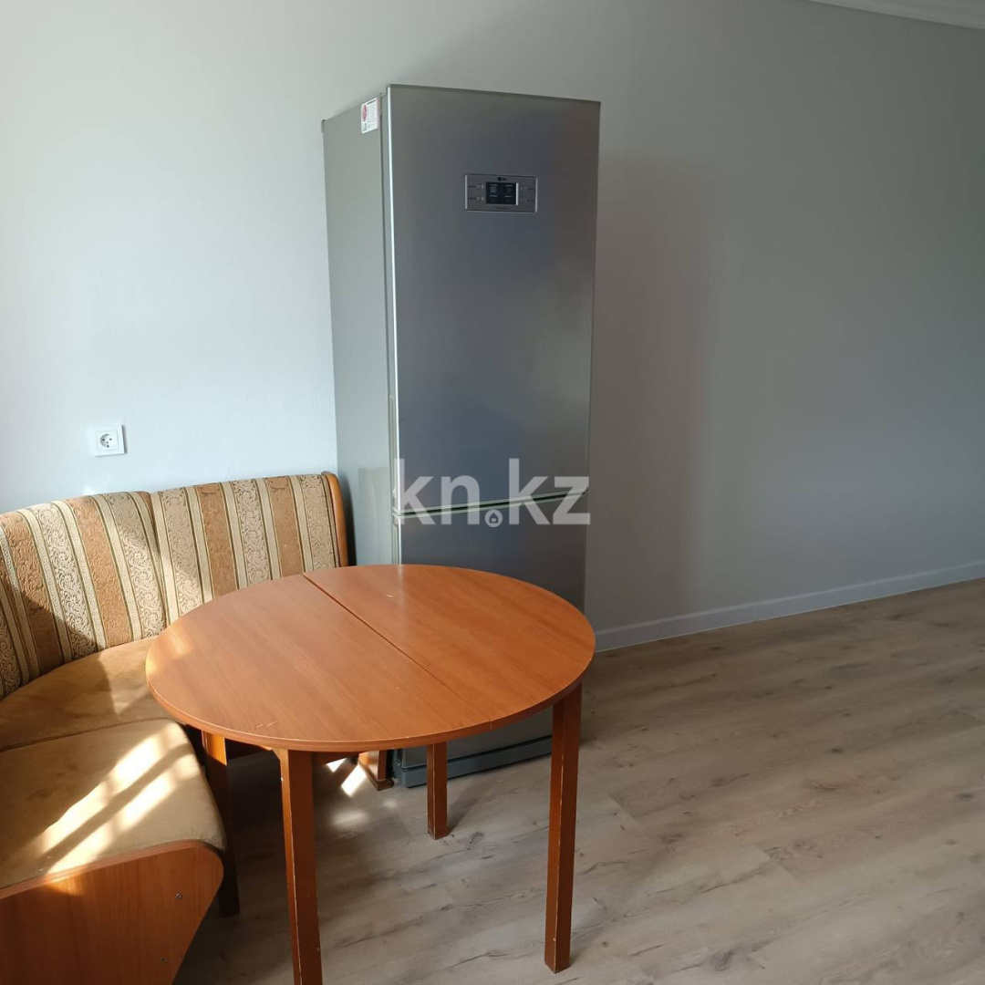 Аренда 2-комнатной квартиры, 62 м², пр. Абылай хана, дом  39/1 в Астане - фото 2