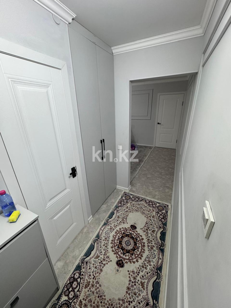 Продажа 2-комнатной квартиры, 47 м², Сайран, дом  9 в Алматы - фото 9