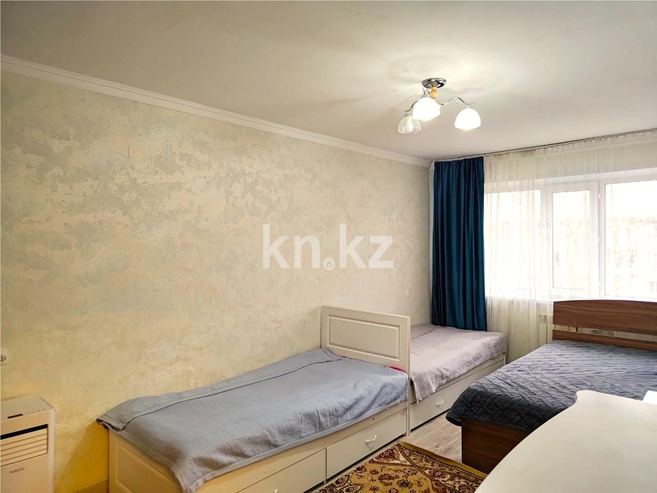 Продажа 3-комнатной квартиры, 61 м², 23-й мкр., дом  17 в Караганде - фото 5