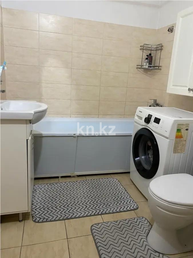 Продажа 2-комнатной квартиры, 40 м², мкр-н Нуркент, дом  5/4 в Алматы - фото 4