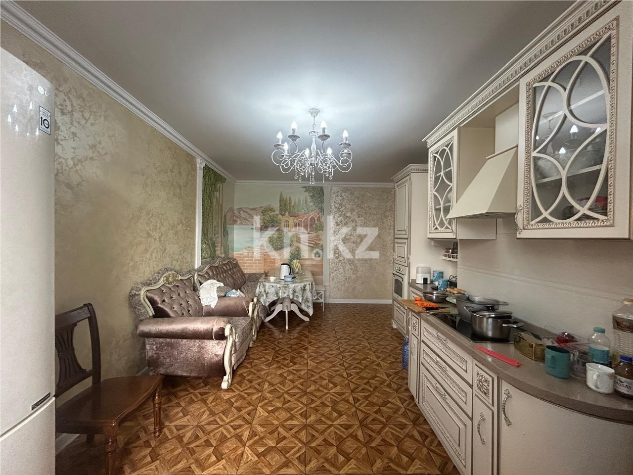 Продажа 3-комнатной квартиры, 104.3 м², ул. Акмешит в Астане - фото 10